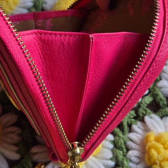Juicy Couture Pink Leather Small Heart Purse - Picture 13 of 15